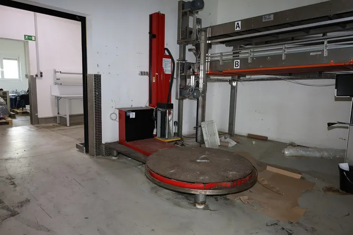 1 x HD Palettenwickler Modell PW 1000-R-621 / Baujahr 1999